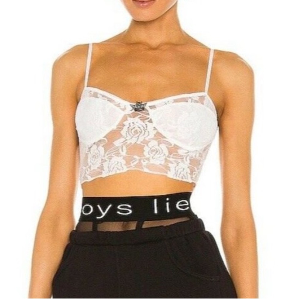 Boys lie white lace tank